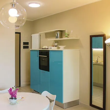 Two-bedroom In Miramare Rn Διαμέρισμα