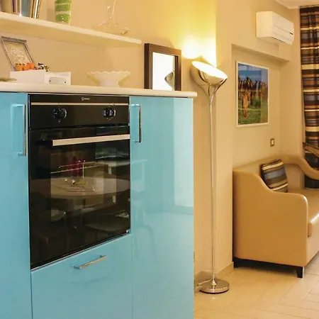 Two-bedroom In Miramare Rn Appartamento
